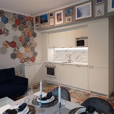 Tara Deluxe Apartman Várna