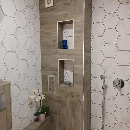 Tara Deluxe Apartman *