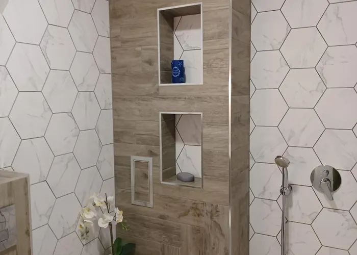 Tara Deluxe Apartment *